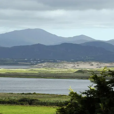 Shamrock House Alojamento de Acomodação e Pequeno-almoço Killarney