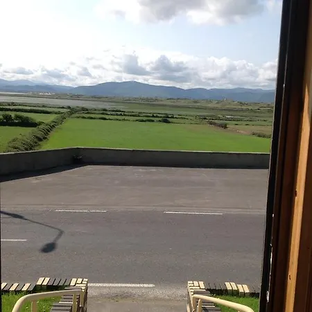 فندق مبيت وإفطار Shamrock House 3*