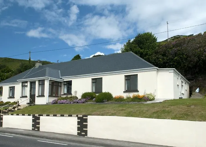 Shamrock House Bed & Breakfast 3*